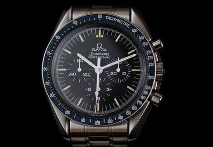 Omega Speedmaster Moonwatch Stainless Steel 42mm Manual Chronograph Watch, with original box and service papers from 2017, Circa 1988