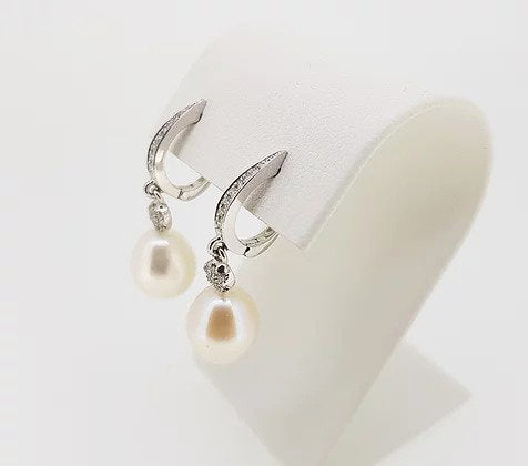 Pearl and Diamond Drop Earrings in 18ct White Gold