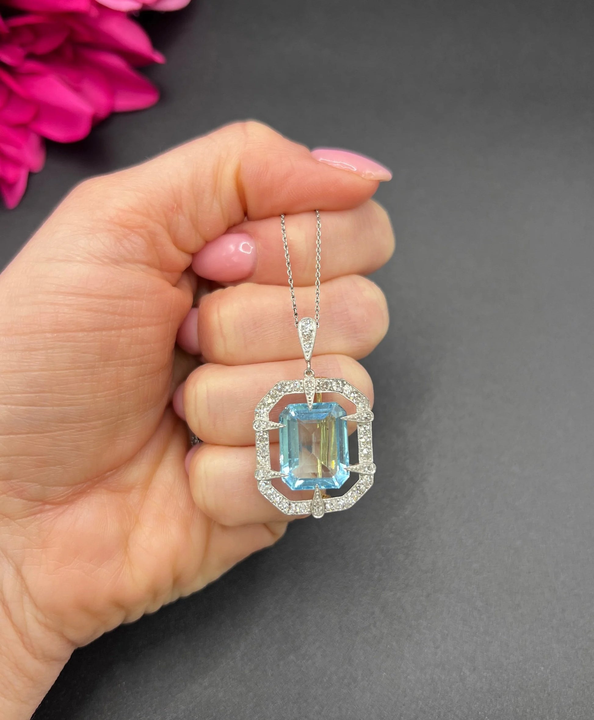 French Edwardian 18 Carat Gold, Platinum, Aquamarine and Diamond Pendant Necklace