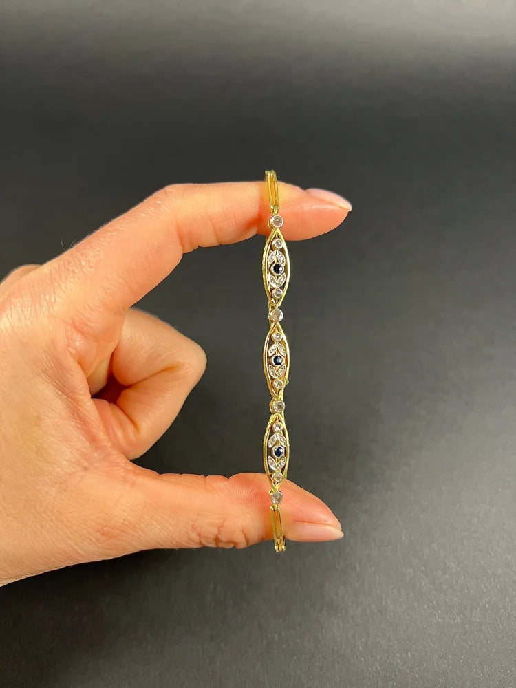 Antique Link Bracelet In 18 Carat Yellow Gold And Platinum With Diamonds And Sapphires