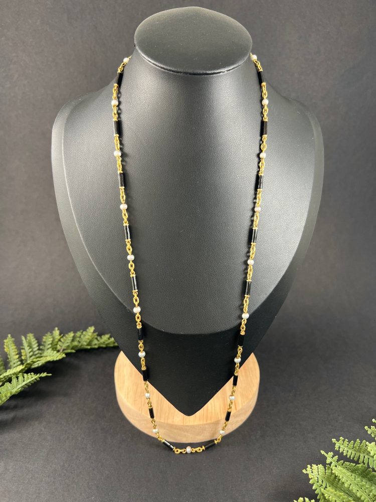 Antique Enamel And Pearl Long Necklace In 18 Carat Yellow Gold