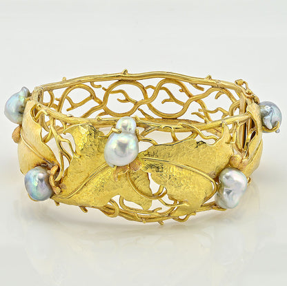 Vintage Cecconi Pearl and 18ct Yellow Gold Ivy Leaf Design Bangle Bracelet