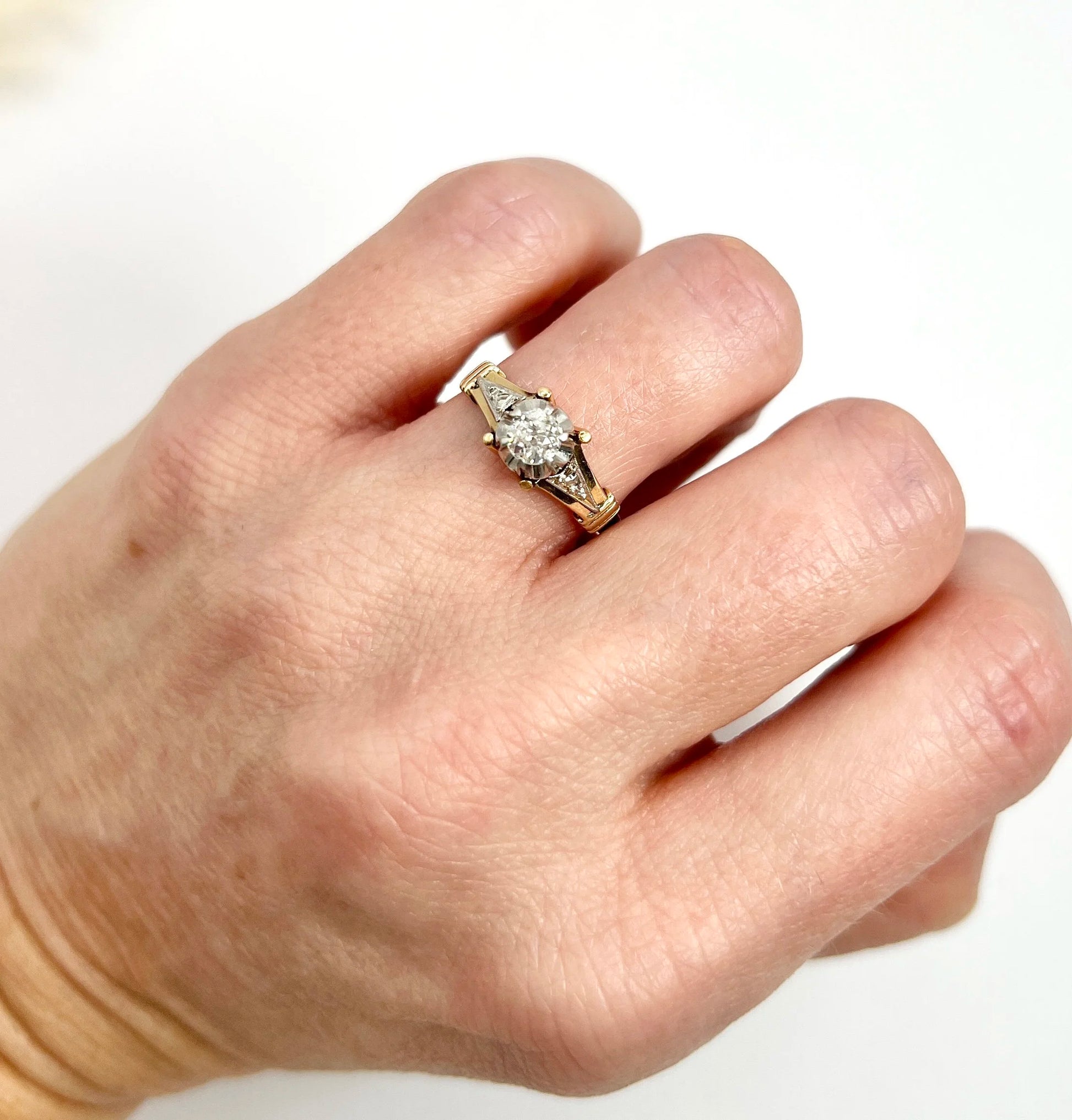 Edwardian 18 Carat Gold and Platinum Single Stone Diamond Engagement Ring