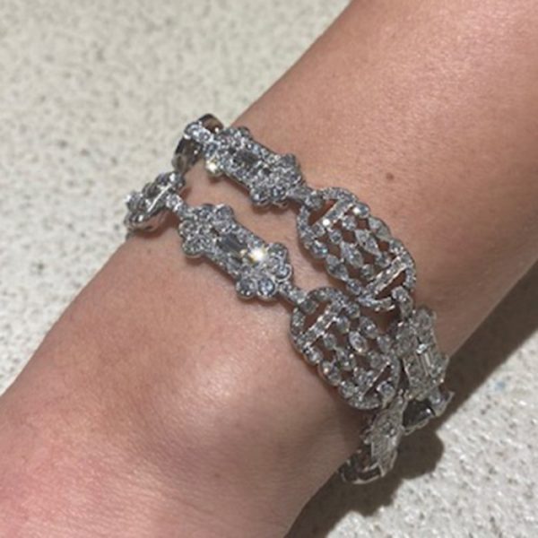 Belle Epoque Diamond Necklace Bracelets in Platinum, 20.00 carats