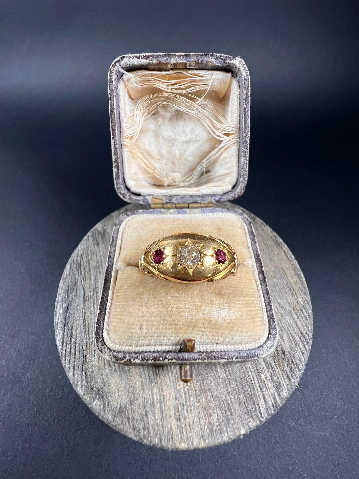 Antique 22ct Yellow Gold, Birmingham Hallmarked 1920, Ruby & Diamond Star Set 3 Stone Gypsy Ring