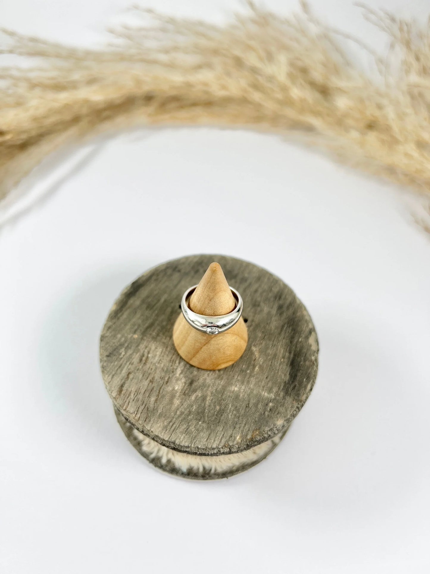 Antique 18ct White Gold, 1920s French Stamped, Dome Shaped Diamond Band Ring
