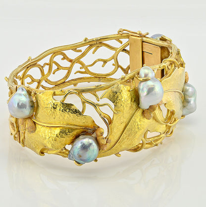 Vintage Cecconi Pearl and 18ct Yellow Gold Ivy Leaf Design Bangle Bracelet