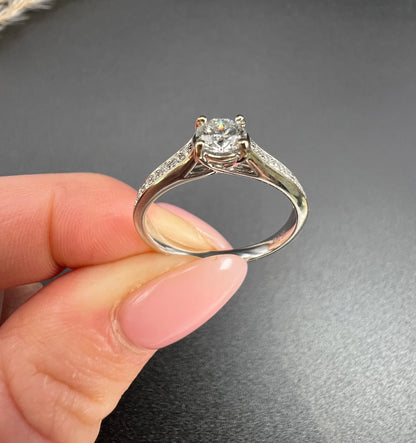 18 Carat White Gold Diamond Engagement Ring with Diamond Shoulders, 0.78 Carats