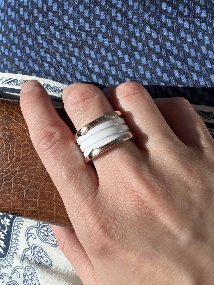 Bvlgari B Zero 1 White Ceramic Ring in 18ct Rose Gold