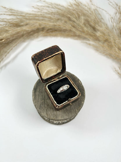 Antique 18ct White Gold, 1920s French Stamped, Dome Shaped Diamond Band Ring