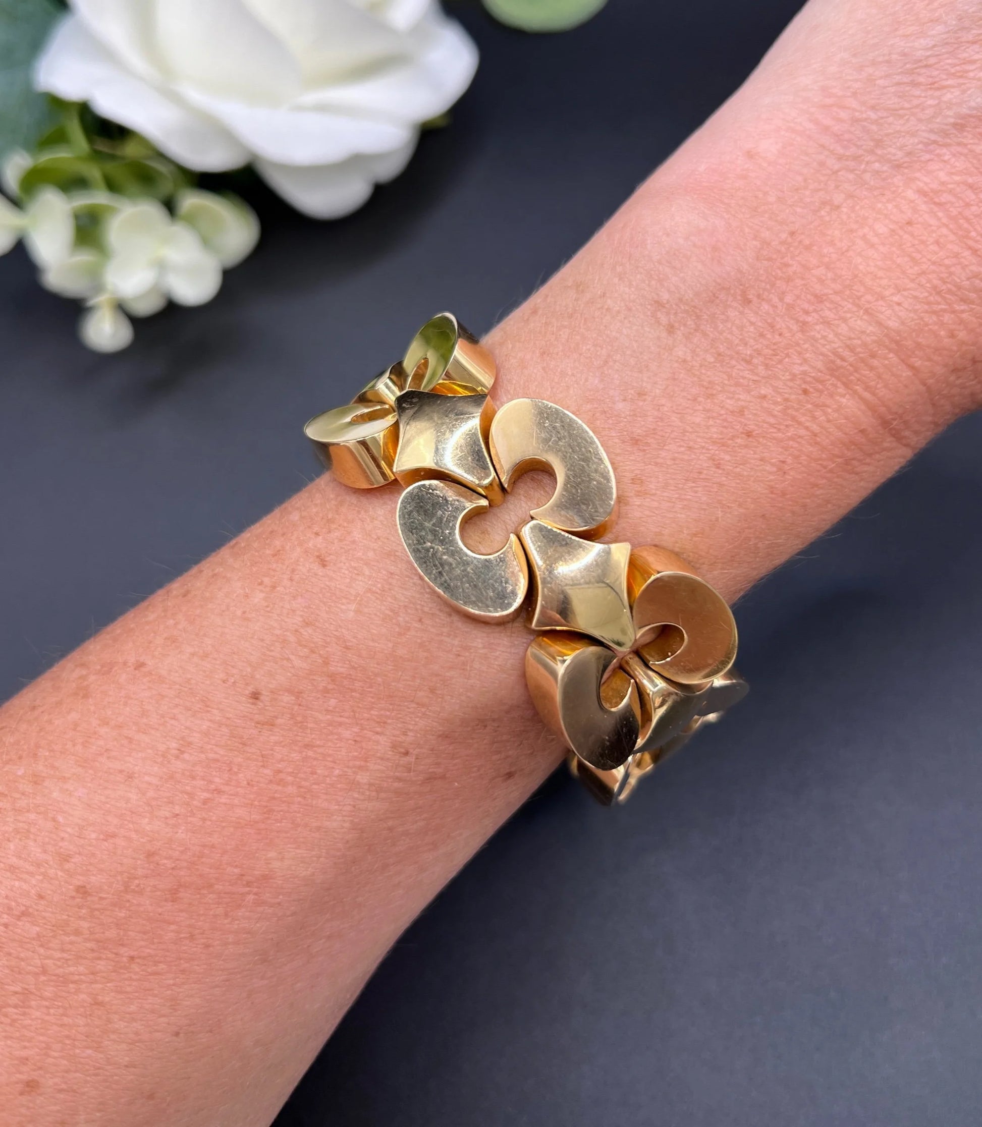 Antique 18ct Yellow Gold French Stamped, 1920s Sculptural Link Bracelet