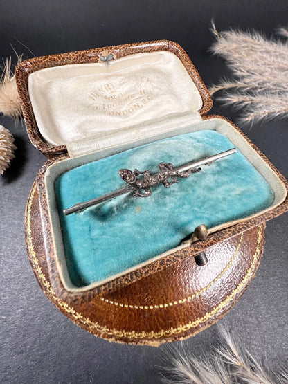 Antique 15ct Gold & Platinum, Victorian Diamond Lizard Brooch