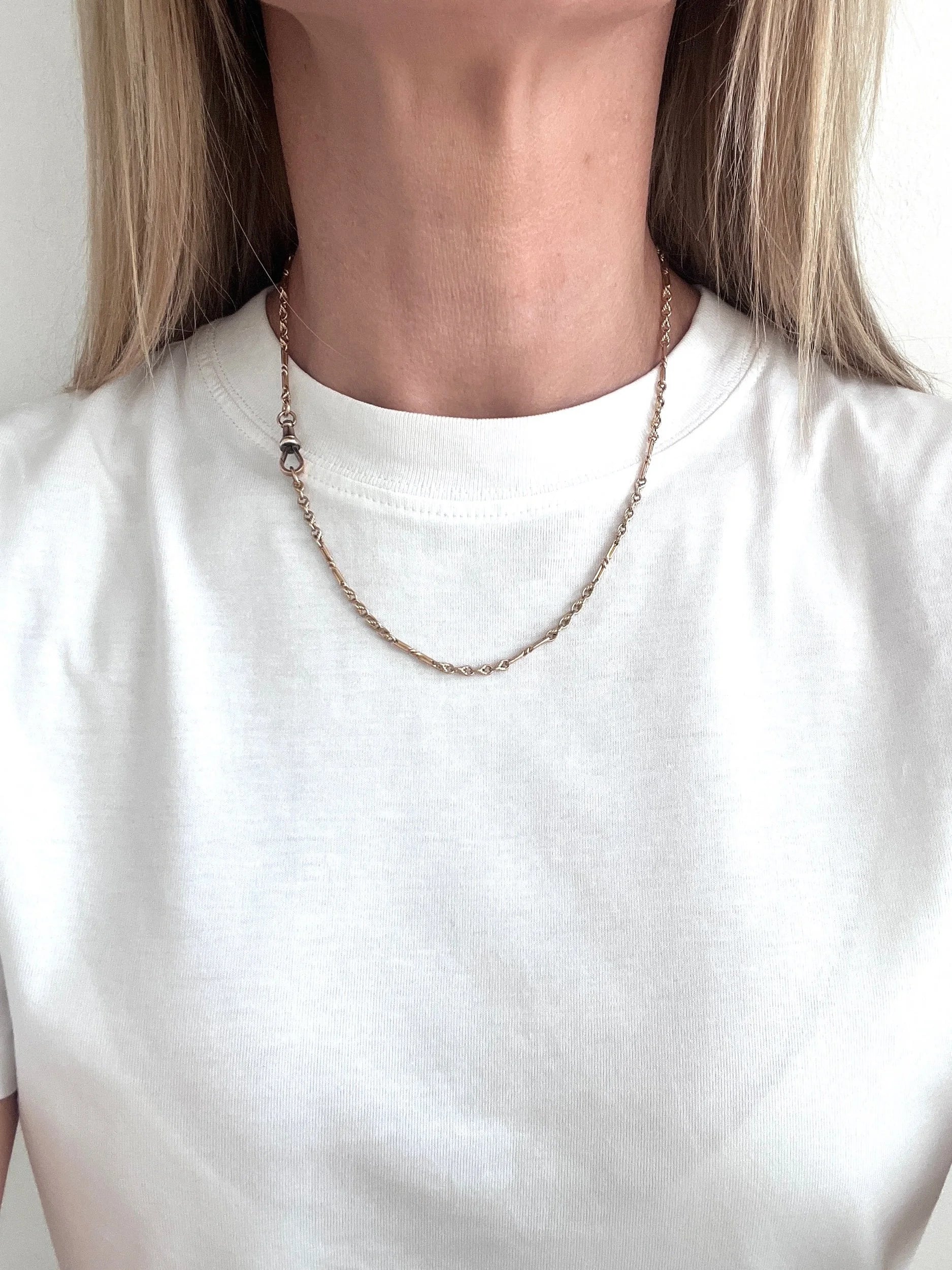 Antique 9 Carat Gold Fancy Figure of Eight and Knot Link Chain Necklace