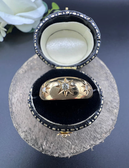 Antique 18 ct Gold, 3 Stone Diamond Gypsy Band Ring
