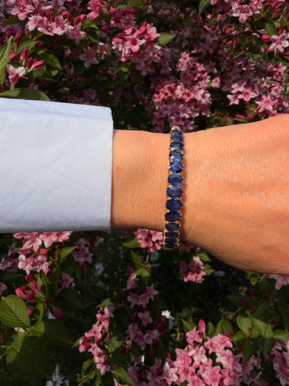 Victorian 18KT Gold Graduated Sapphire Bangle