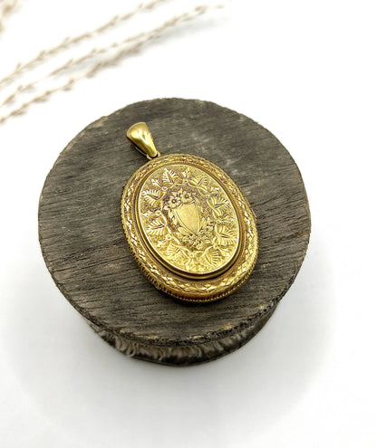 Victorian Antique Large 15ct Yellow Gold Engraved Oval Locket Pendant