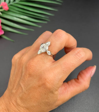 Vintage 2ct Marquise Diamond Navette Ring