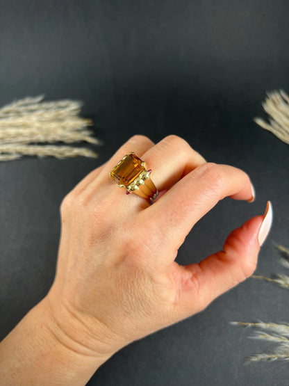 Vintage 18 Carat Yellow Gold Citrine and Cabochon Ruby Cocktail Ring, Circa 1940