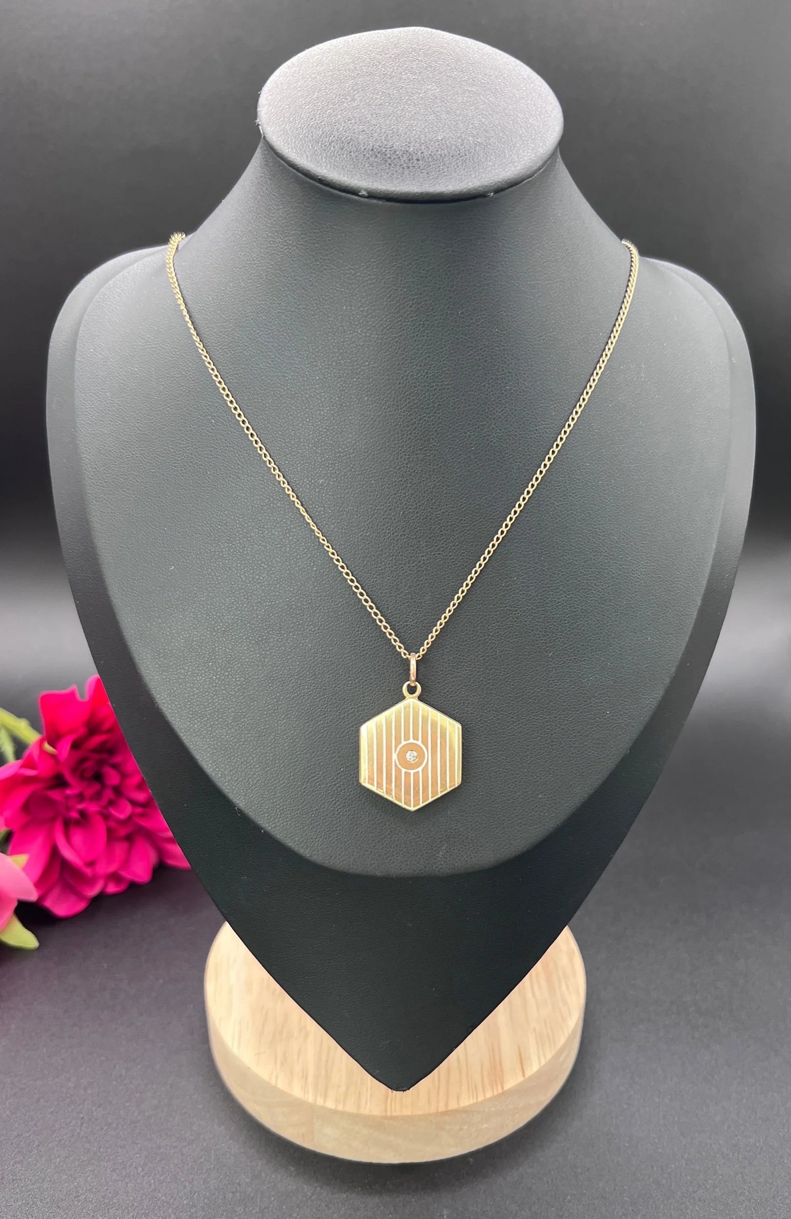 Antique 15ct Yellow Gold, Edwardian era White Enamel Hexagonal Locket