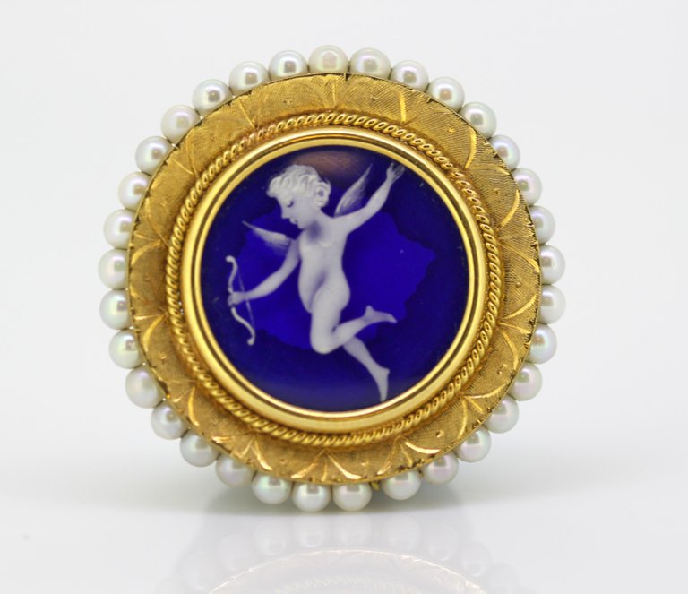Vintage Enamel and Freshwater Pearl Brooch