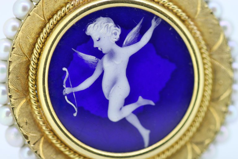 Vintage Enamel and Freshwater Pearl Brooch