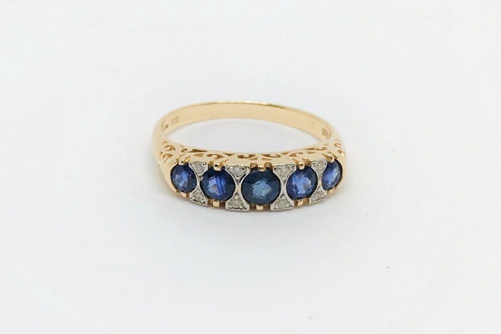 Victorian Style Horizontal Sapphire Ring
