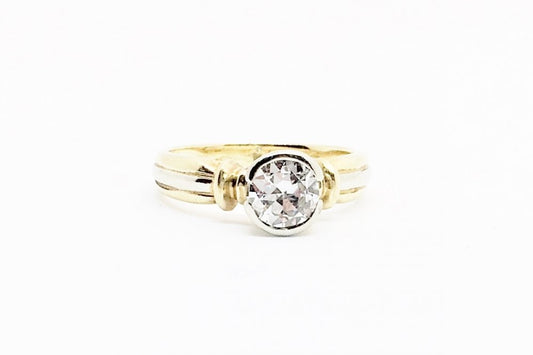 18ct Gold Diamond Solitaire Ring