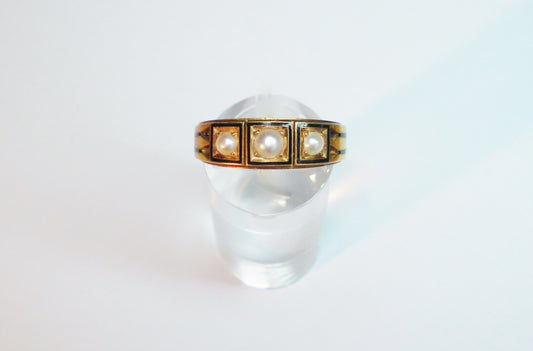 Antique Victorian Pearl and Enamel Ring