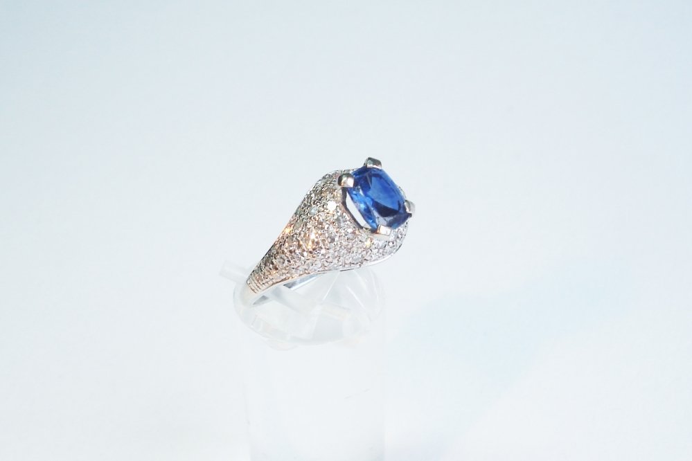 Vintage Sapphire and Diamond Ring