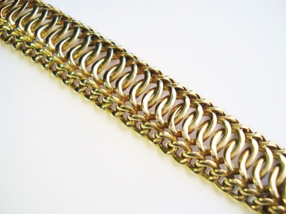 Gold Wave Design Bracelet
