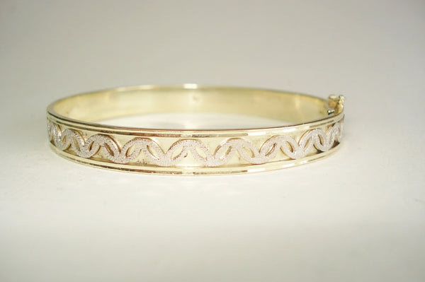 Gold Bracelet with White Gold Motif