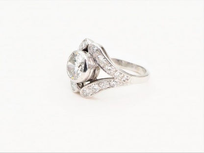 Antique Art Deco Diamond Platinum Ring, 2.10 Carat Total