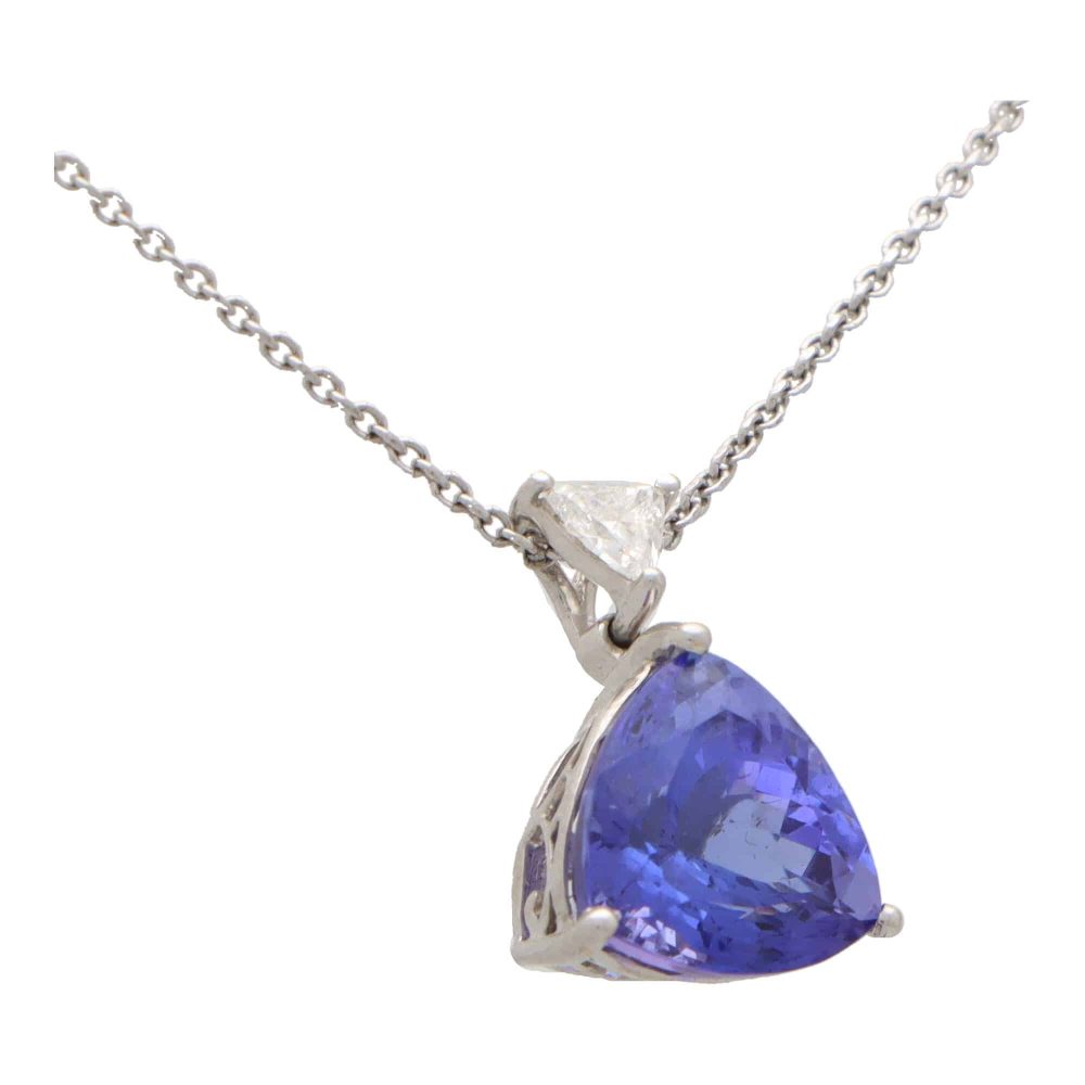 4.97ct Trilliant Cut Tanzanite and Diamond Pendant Necklace