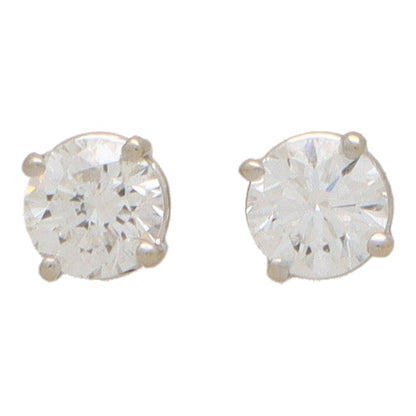 Diamond stud earrings in white gold.