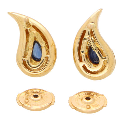 Sapphire stud earrings in yellow gold.