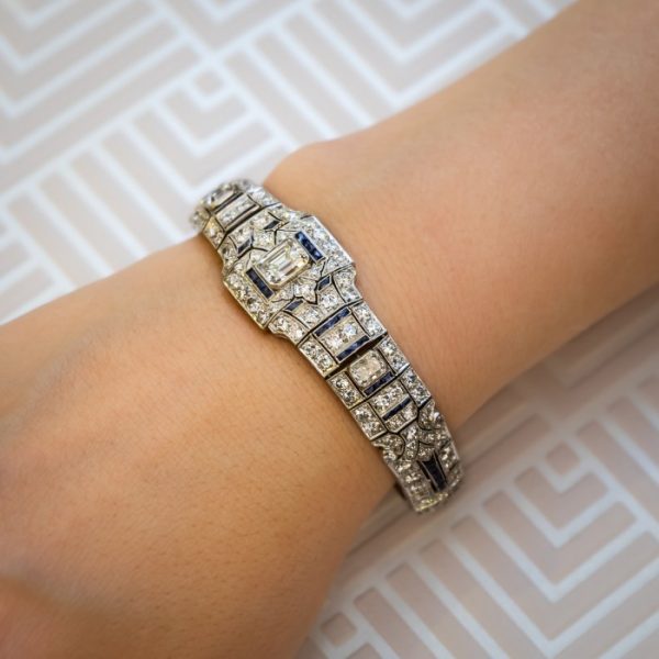 ART DECO SAPPHIRE AND DIAMOND BRACELET