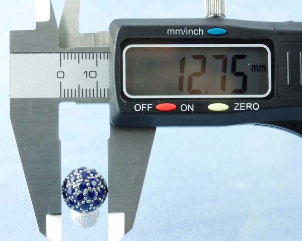 18 Carat White Gold Sapphire Cufflinks