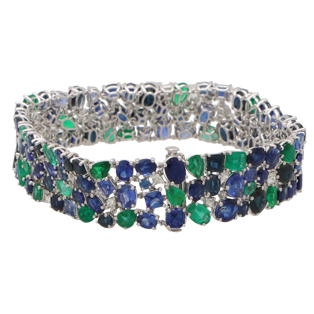Contemporary 35.84ct Blue Sapphire Bracelet with Emeralds and Diamonds
