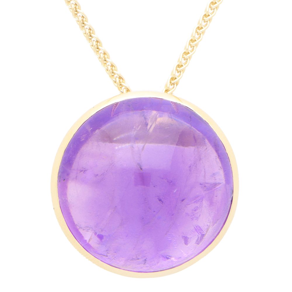 Cabochon Amethyst Pendant in Yellow Gold