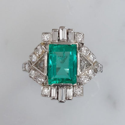 Antique Art Deco 2.25ct Emerald and Diamond Ring