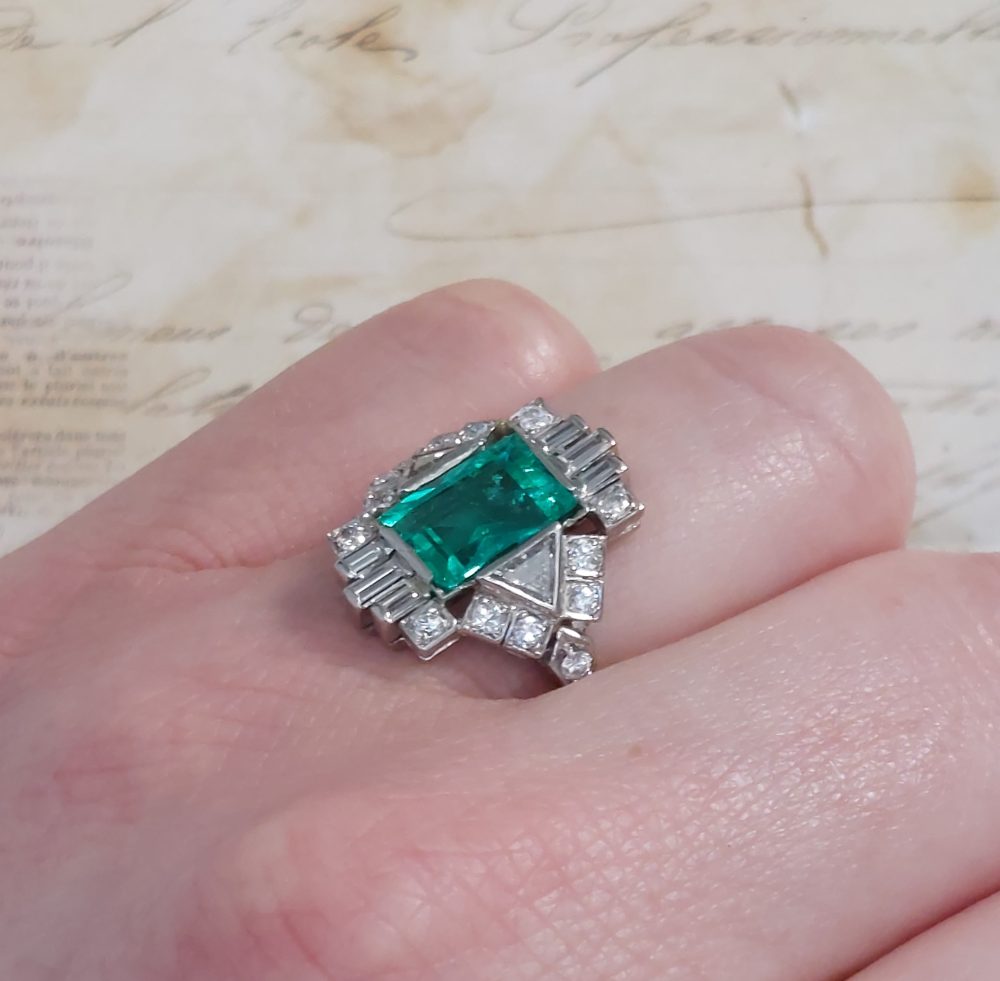 Antique Art Deco 2.25ct Emerald and Diamond Ring