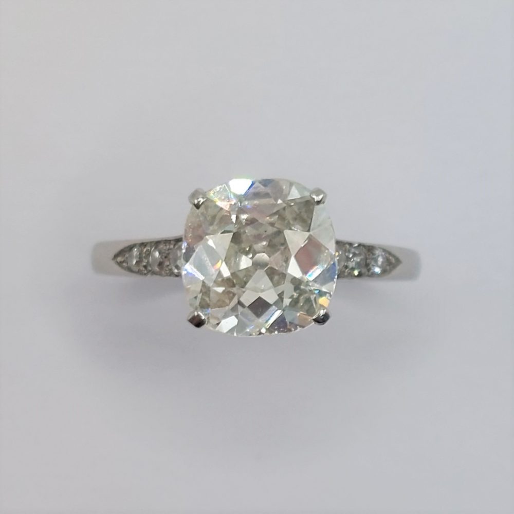 Antique Art Deco 2.40ct Cushion Cut Diamond Ring