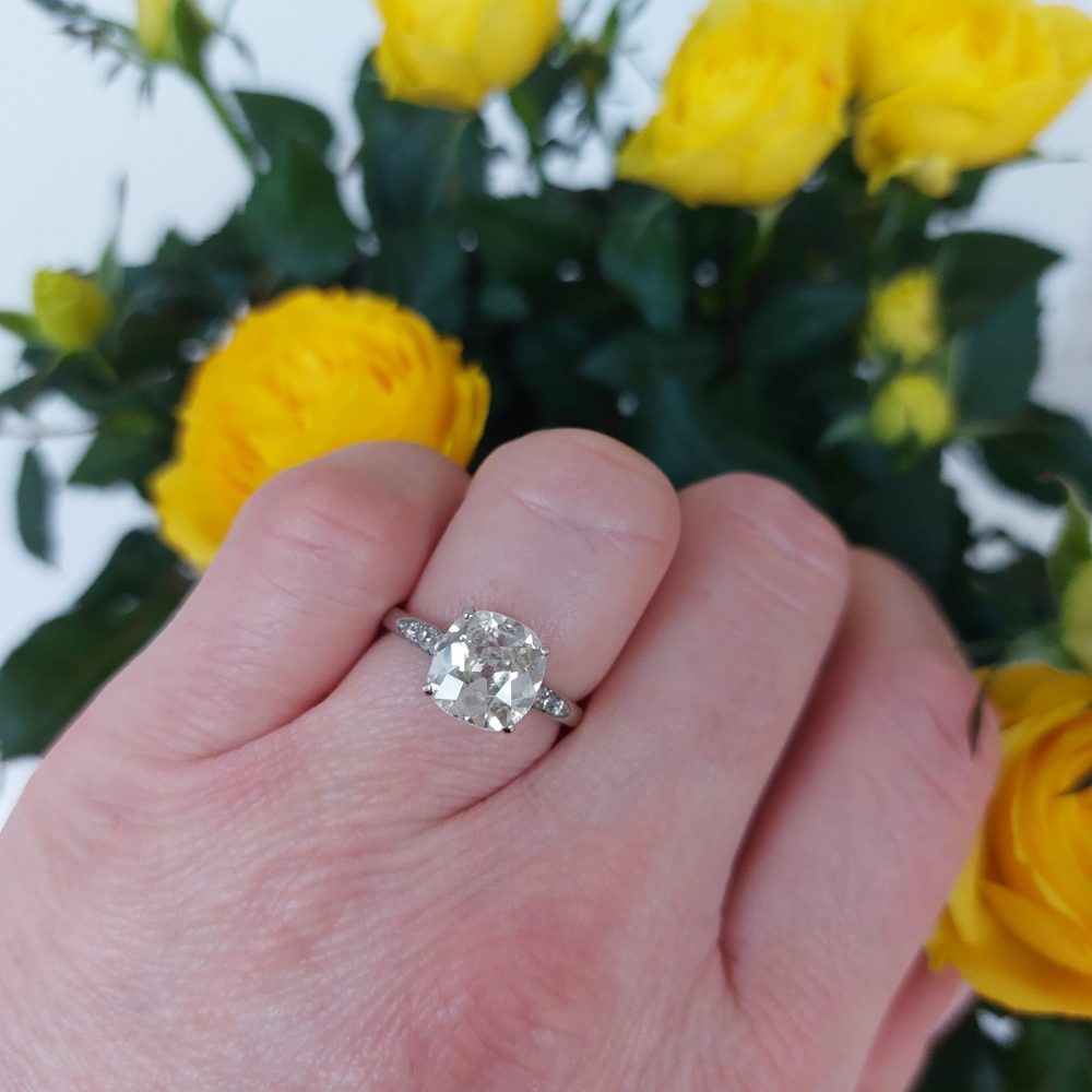 Antique Art Deco 2.40ct Cushion Cut Diamond Ring