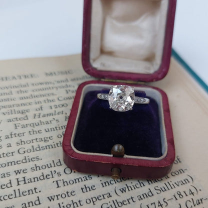 Antique Art Deco 2.40ct Cushion Cut Diamond Ring