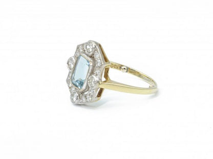 Antique Art Deco Aquamarine and Diamond Ring