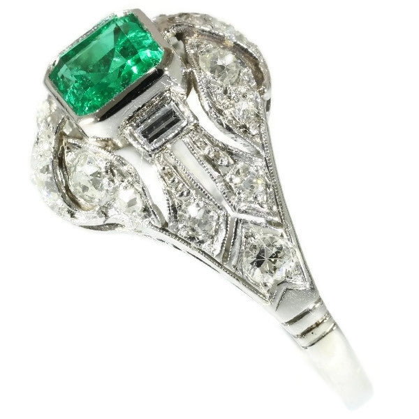 Antique Art Deco Columbian Emerald Diamond Platinum Ring