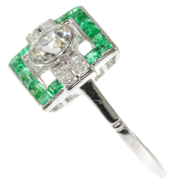 Antique Art Deco Diamond Emerald Platinum Ring