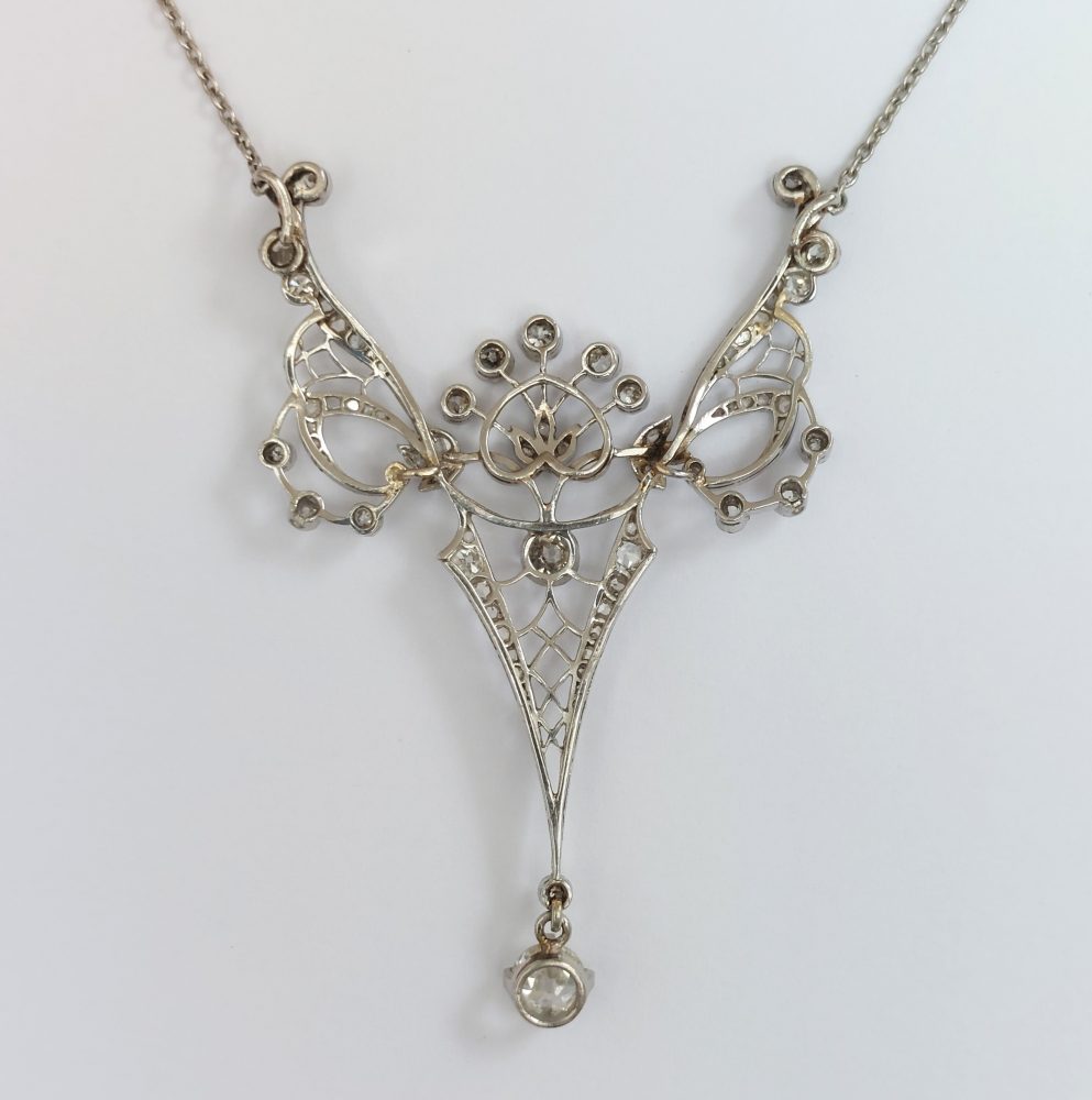 Antique Edwardian Platinum and Diamond Pendant Necklace