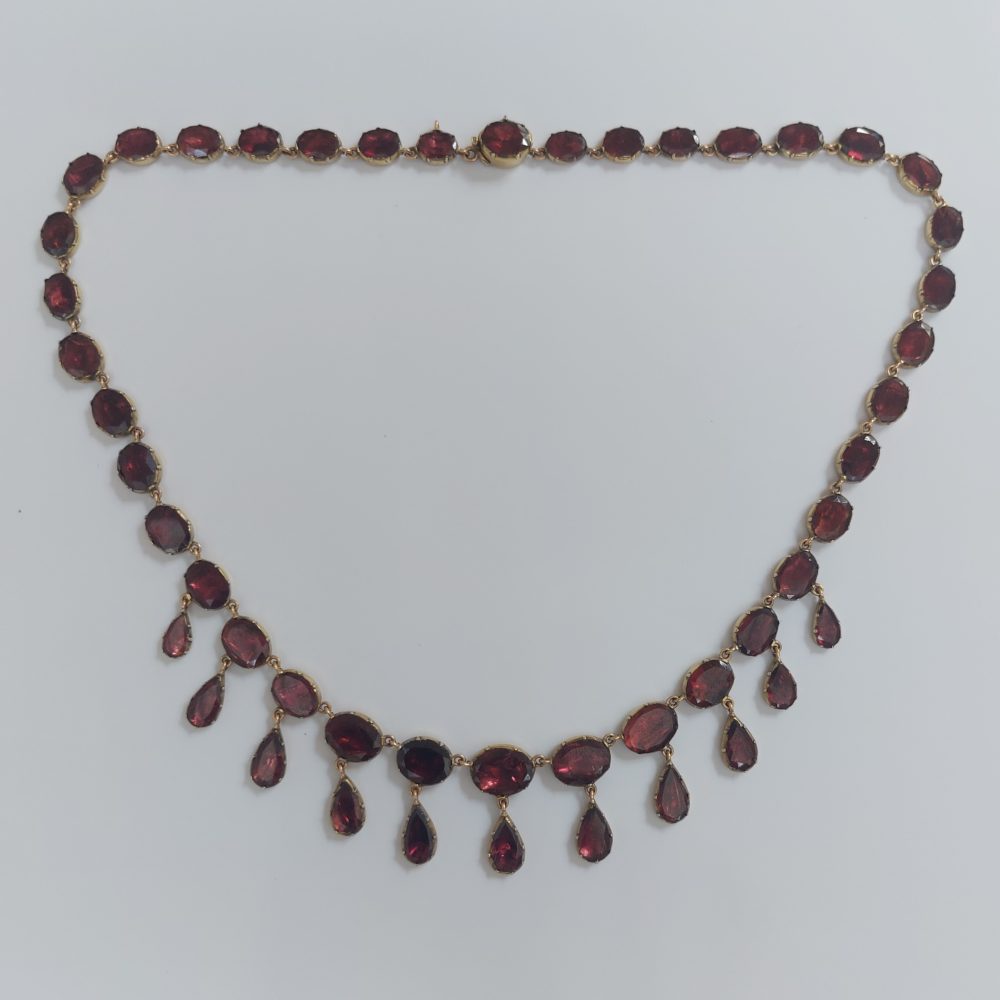 Antique Georgian Garnet Necklace