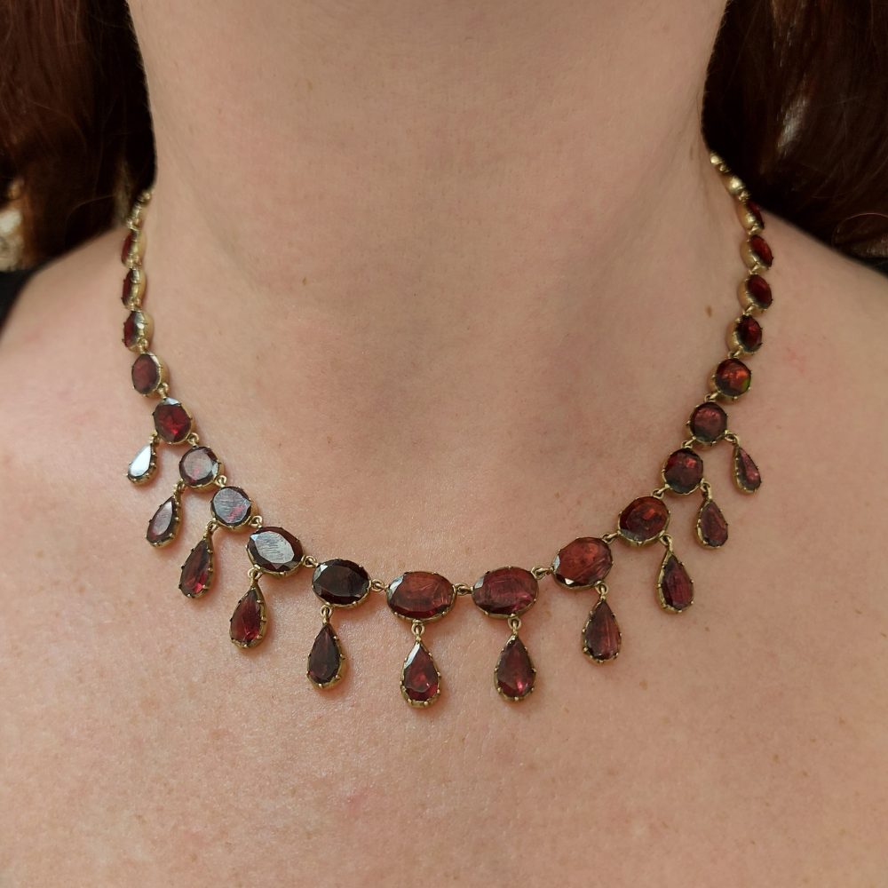 Antique Georgian Garnet Necklace